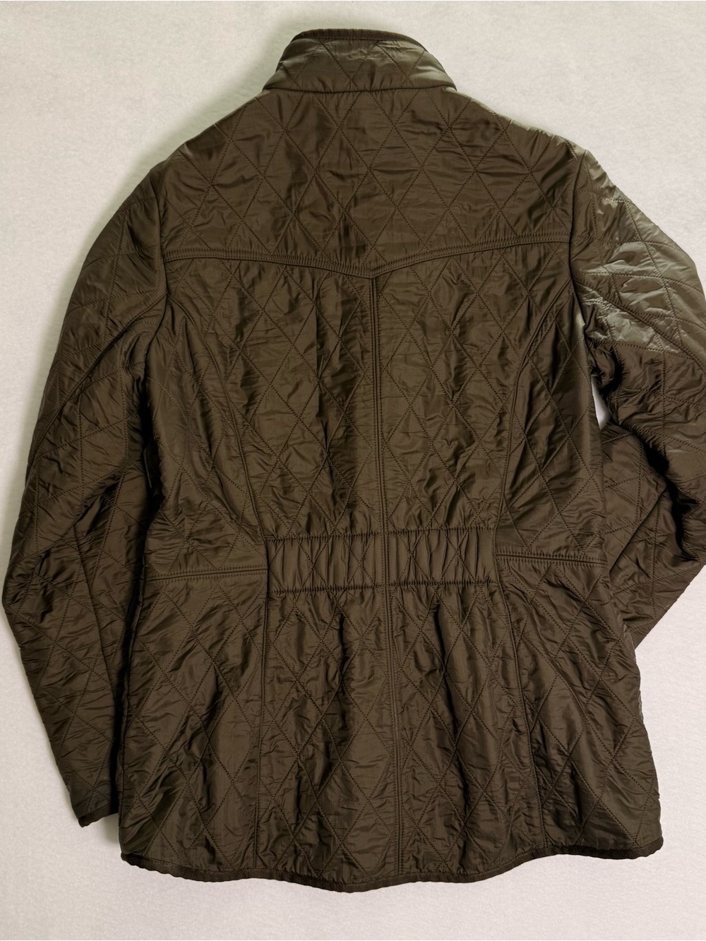Women’s- Barbour Quilted Jacket - Picture 6 of 10